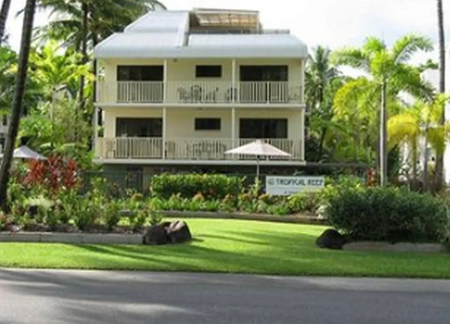 Seascape Holidays - Tropical Reef Apartments Port Douglas 3*,