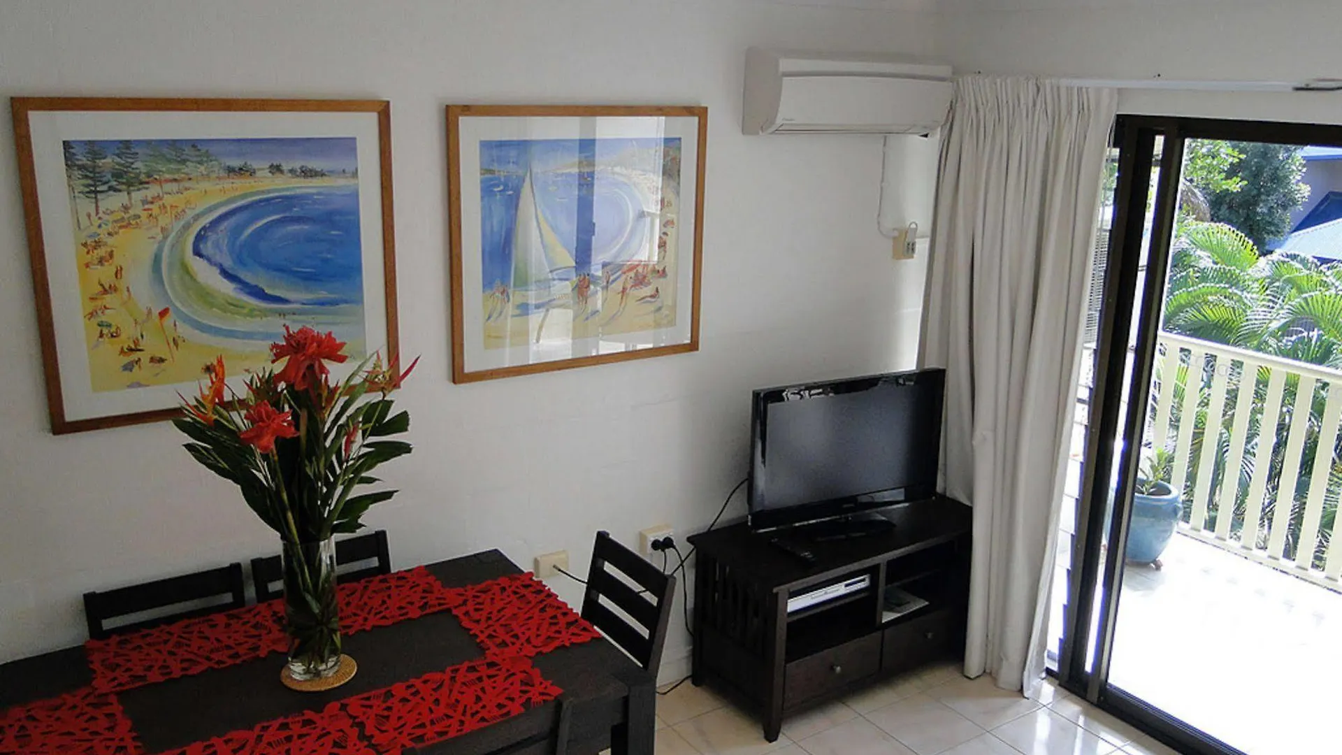 Seascape Holidays - Tropical Reef Apartments Port Douglas 3*,